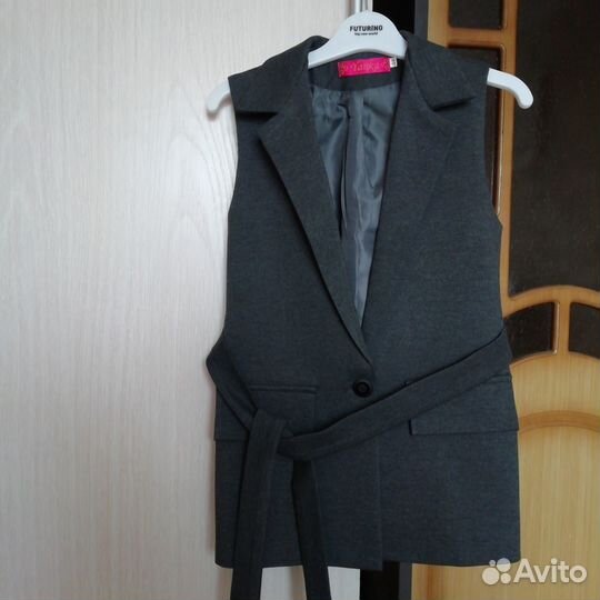 Школьный костюм для девочки 146