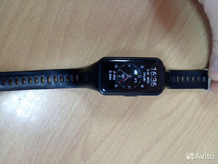 Смарт часы honor Band 6