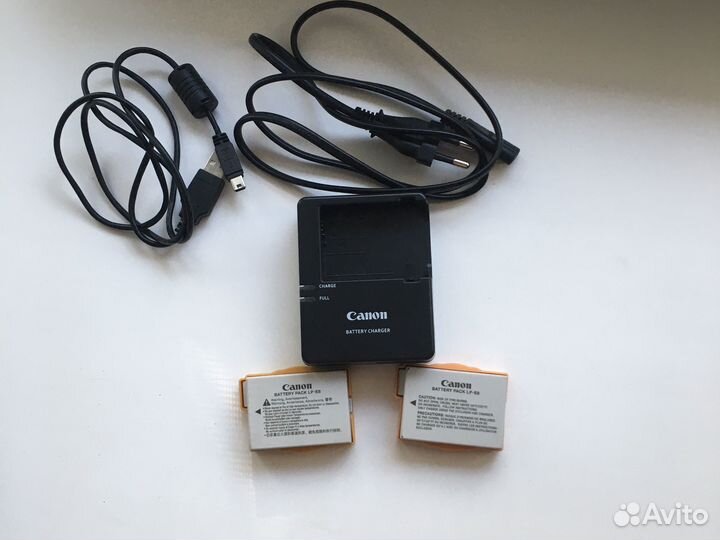 Фотоапарат Canon eos 550d