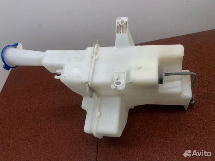 Бачок омывающей жидкости с моторчиком Hyundai