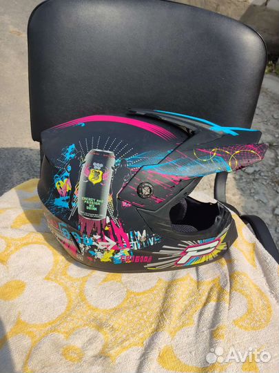 Шлем кроссовый