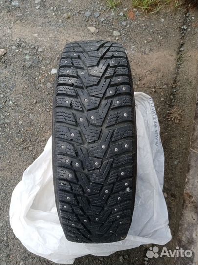 R13 Hankook Winter I'Pike W409 175/70, PCD 4x110 DIA 15