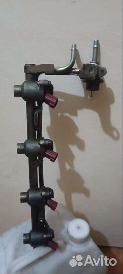 Топливная рейка Nissan KA24DE