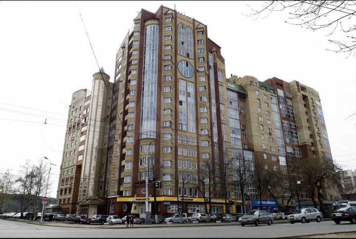 4-к. квартира, 124 м², 6/17 эт.