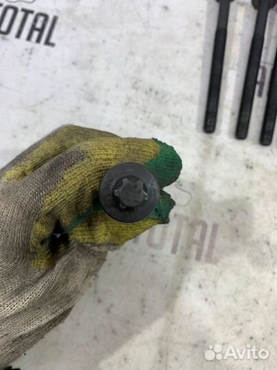 Болты ГБЦ Renault Symbol K7JA700 2005