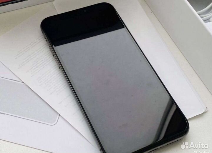 iPhone X, 64 ГБ