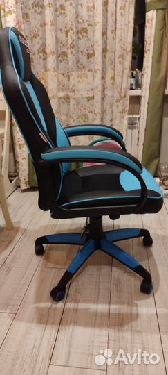 Компьютерное кресло