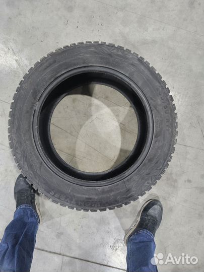 Ikon Tyres Autograph Ice 9 SUV 265/50 R19