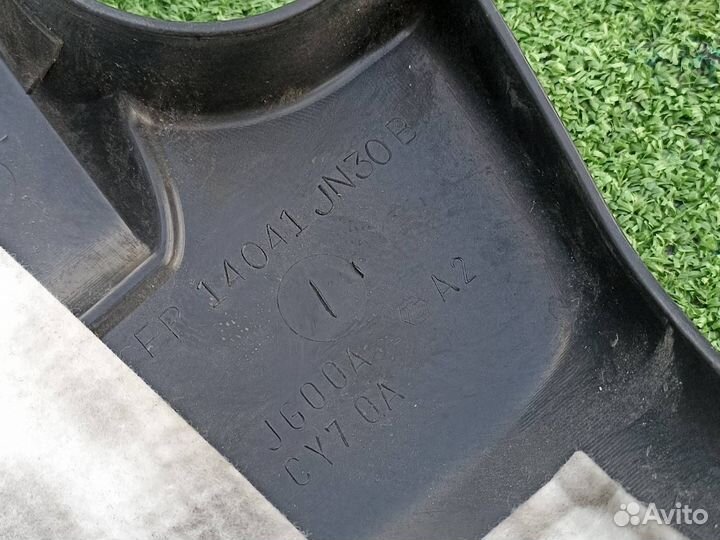 Крышка двигателя декоративная Nissan Qashqai J10