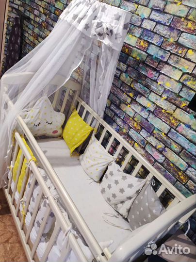 Кровать с балдахином