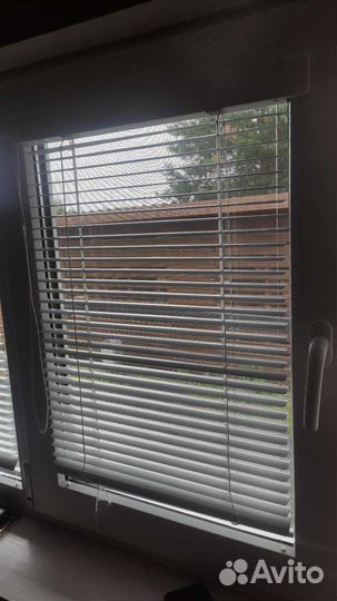 Жалюзи горизонтальные