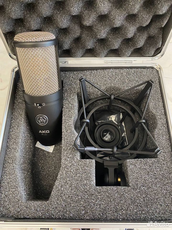 Микрофон студийный AKG p420