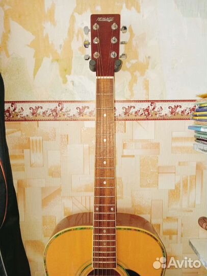 Акустическая гитара
