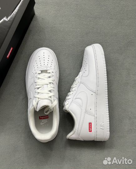 Nike air force 1 supreme