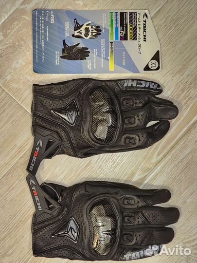 Мотоциклетные перчатки Taichi