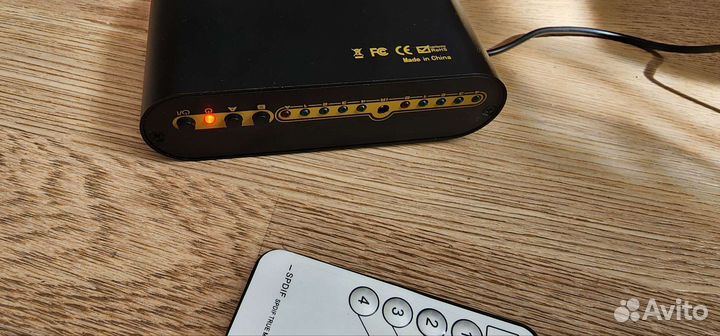 Оптический цифровой переключатель Tosilink 4x2