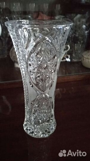 Хрустальная ваза