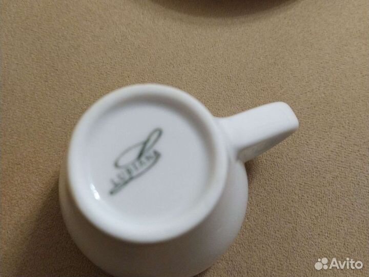 Чашка с блюдцеи