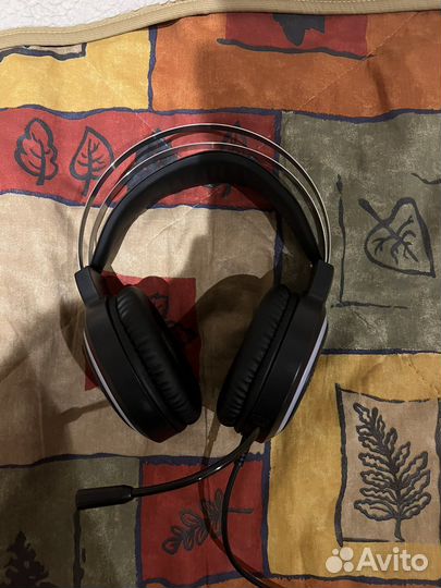 Игровые наушники с микрофоном