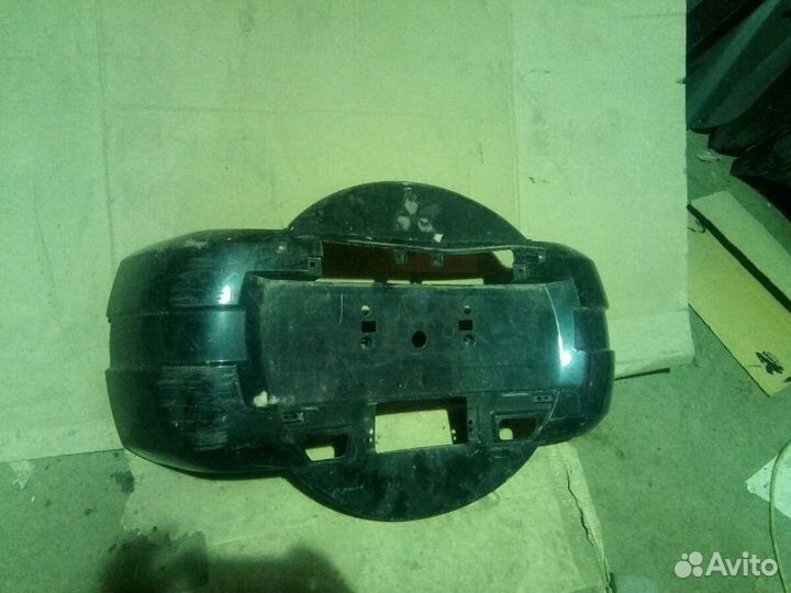 Митсубиси Паджеро 4 кожух запасного колеса