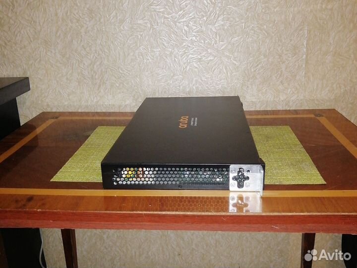 Aruba j9775a 2530-48G коммутатор гигабитный
