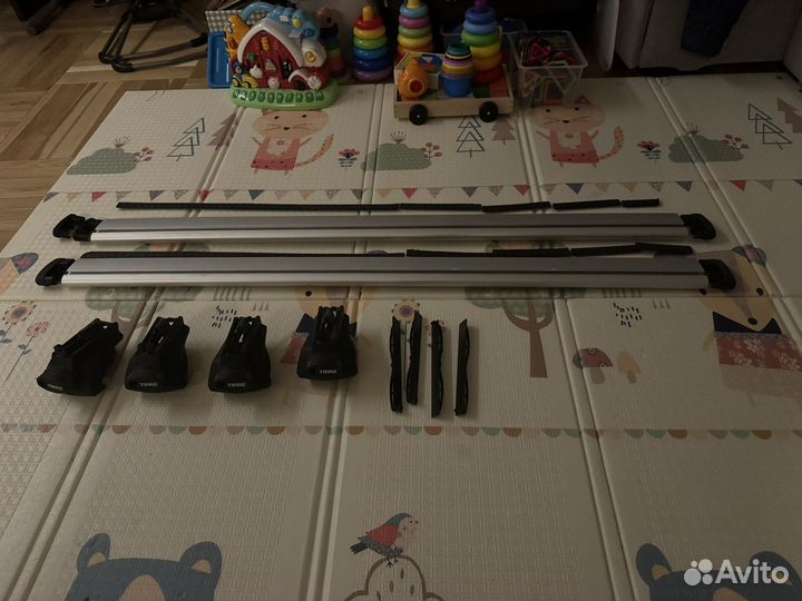 Багажник thule wingbar 769 и упоры 757