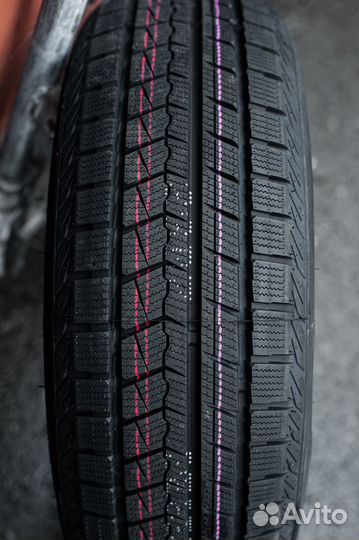 Zmax Icepioneer 868 235/60 R17 102H