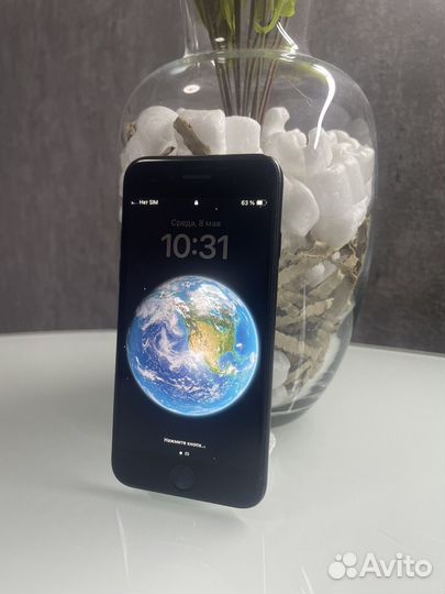 iPhone SE (2020), 64 ГБ
