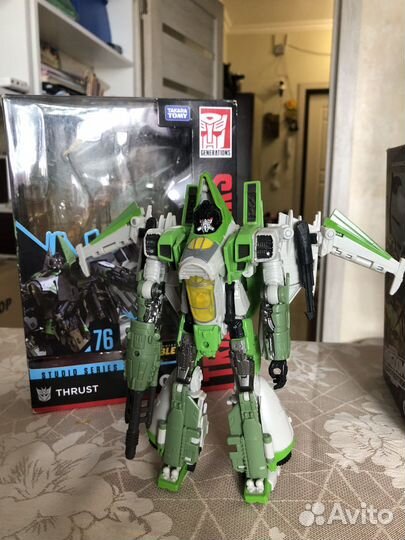 Трансформер Studio Series 76 Траст