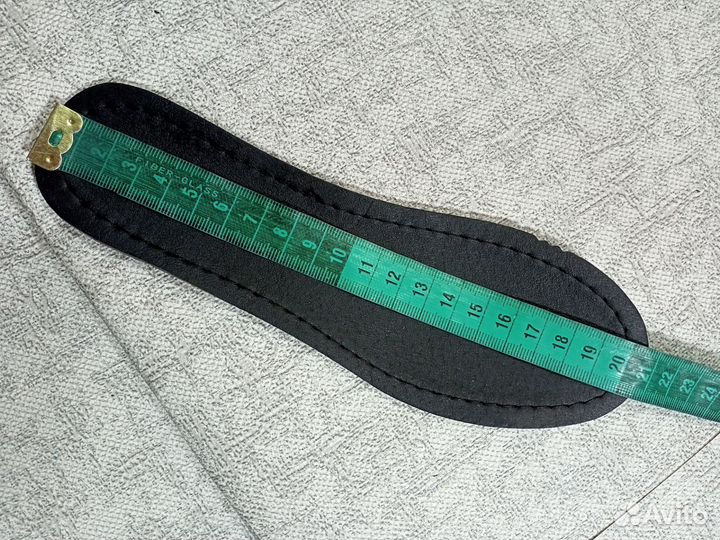 Кроссовки детские, р-р 32