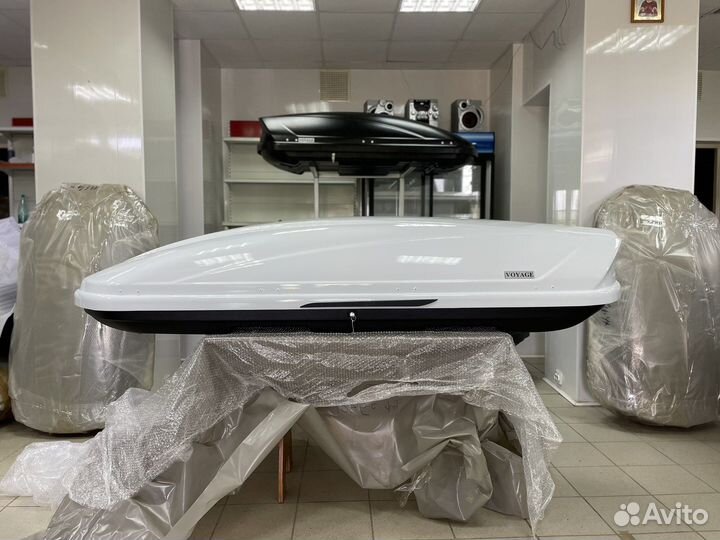 Автобокс Voyage 670л 235см цвет Белый глянец