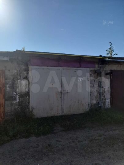 Гараж