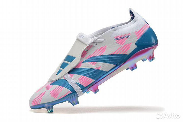 Футбольные бутсы Adidas Predator