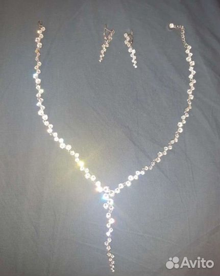 Swarovski колье