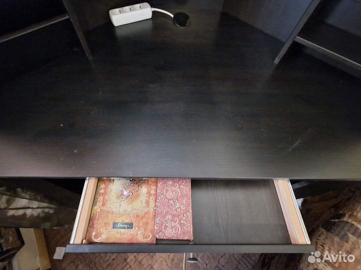 Письменный стол угловой IKEA hemnes бу