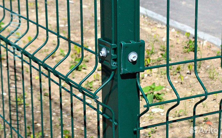 Монтаж забор из 3Д сетки