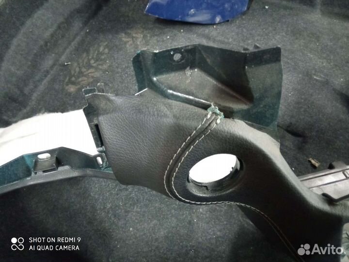 Х166 накладка торпедо нижняя левая, коленная