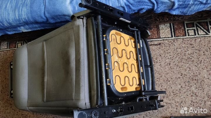 Передние сиденья Калину1