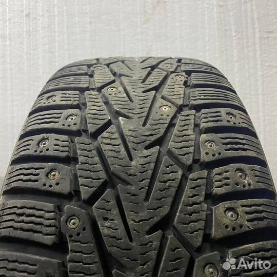 Nokian Tyres Hakkapeliitta 7 215/60 R16 99T