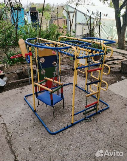 Детский спортивный комплекс