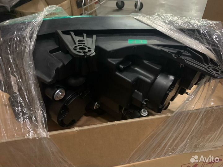 Фара левая SsangYong New Actyon 2013