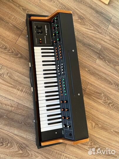 Синтезатор Vermona