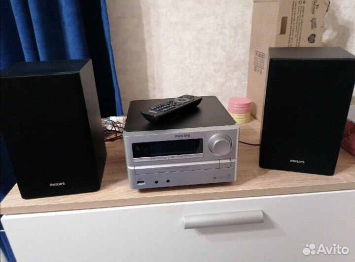 Музыкальный центр philips