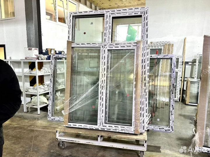 Окна рехау новые / остекление балконов под ключ