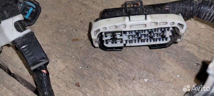 Проводка коса Mitsubishi Pajero IO 1999г