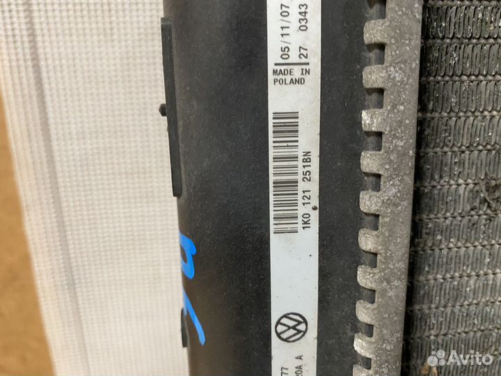 Радиатор охлаждения VAG 1K0121251BN