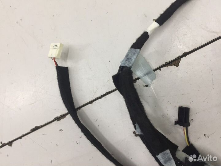 Электропроводка потолка (Renault Captur)