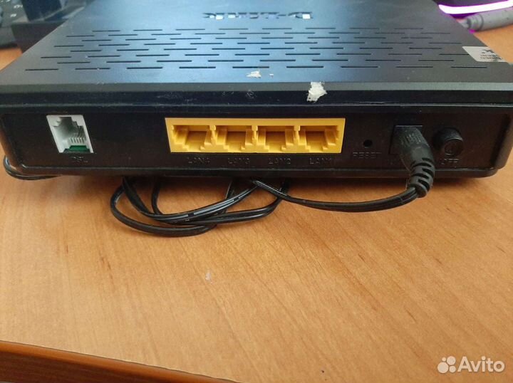 Маршрутизатор D-Link DSL-2540U