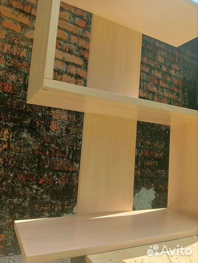 Полка настенная навесная