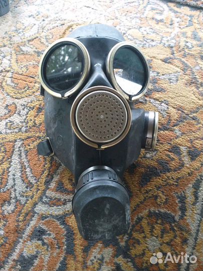 Противогаз